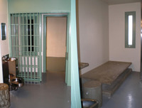 Xem cảnh sát Mỹ áp tải trùm ma túy khét tiếng El Chapo về trại biệt giam