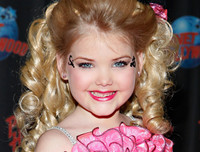 Eden Wood: Từ hoa hậu nhí nước Mỹ bị 