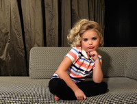 Eden Wood: Từ hoa hậu nhí nước Mỹ bị 