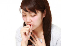 Nhận biết sớm những dấu hiệu viêm phổi để cả nhà 