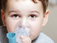 Nhận biết sớm những dấu hiệu viêm phổi để cả nhà 