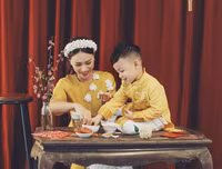 [ẢNH] Những bà mẹ đơn thân ‘nóng bỏng’ nhất làng giải trí Việt