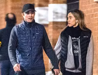 [ẢNH] Quá trình thay đổi diện mạo của nam tài tử đẹp trai nhất thế giới Robert Pattinson