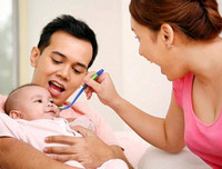 [ẢNH] Hạ sốt an toàn cho trẻ bằng các mẹo dân gian