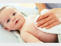 [ẢNH] Hạ sốt an toàn cho trẻ bằng các mẹo dân gian