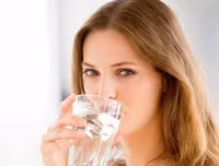 [ẢNH] Những thói quen xấu nhiều người hay mắc phải làm ảnh hưởng tới làn da