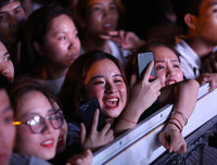 [ẢNH] Mãn nhãn với màn biểu diễn xe đua F1 nóng 