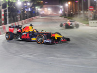 [ẢNH] Mãn nhãn với màn biểu diễn xe đua F1 nóng 