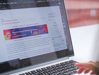 [ẢNH] Những lợi ích và hạn chế của hoạt động dạy và học trực tuyến