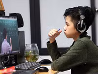 [ẢNH] Những lợi ích và hạn chế của hoạt động dạy và học trực tuyến