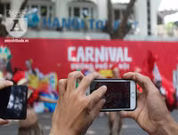 Phố đi bộ Hồ Gươm sôi động trong lễ hội Carnival 2019