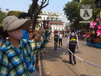 Phố đi bộ Hồ Gươm sôi động trong lễ hội Carnival 2019