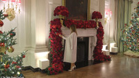 [ẢNH] Đệ nhất phu nhân nước Mỹ Melania Trump trang hoàng Nhà Trắng đón Giáng sinh 2019