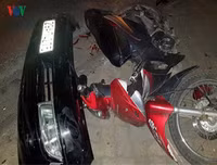 [Ảnh] Xem lại hiện trường Lexus gây tai nạn liên hoàn ở Hồ Tây