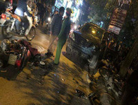 [Ảnh] Xem lại hiện trường Lexus gây tai nạn liên hoàn ở Hồ Tây