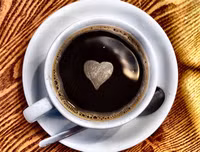 [ẢNH] 11 lợi ích bất ngờ của việc uống cà phê vào buổi sáng