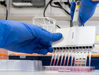 [ẢNH] Những phương án thuốc điều trị bệnh nhân mắc virus corona ở một số nước trên thế giới