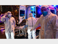 [ẢNH] Những phương án thuốc điều trị bệnh nhân mắc virus corona ở một số nước trên thế giới