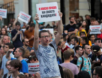 [ẢNH] Cảnh sát Nga trấn áp và bắt giữ hơn 1.000 người biểu tình