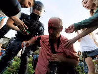 [ẢNH] Cảnh sát Nga trấn áp và bắt giữ hơn 1.000 người biểu tình