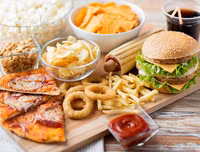 [ẢNH] Thức ăn nhanh đang 