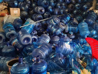 [ẢNH] Từ vụ lấy nước mương ô nhiễm làm nước uống: Cách nhận biết nước tinh khiết 