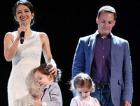 [ẢNH] Cuộc sống sau ly hôn của ca sĩ Hồng Nhung là sự xen lẫn 