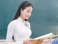 [ẢNH] Midu và những nghệ sĩ đã làm giảng viên đại học