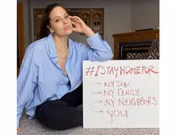 [ẢNH] Những người nổi tiếng hưởng ứng phong trào #IStayhomefor