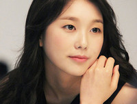 [ẢNH] Người hâm mộ bàng hoàng và cầu nguyện cho mỹ nhân Hàn qua đời ở tuổi 25