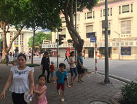 [ẢNH] Phố đi bộ Hồ Gươm tấp nập trong những ngày cuối dịp nghỉ lễ