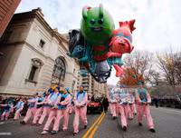 [ẢNH] Tưng bừng cuộc diễu hành bóng bay khổng lồ dịp lễ Tạ ơn ở Mỹ