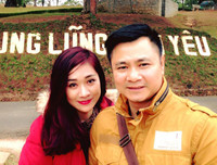 [ẢNH] Cuộc sống bình yên của NSND Tự Long bên người vợ tài sắc