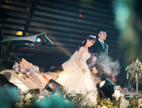 Cận cảnh đám cưới siêu hot của con gái Minh 