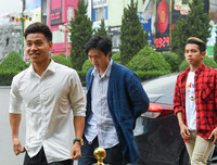 [ẢNH] Dàn cầu thủ giản dị tới chung vui với Duy Mạnh trong lễ ăn hỏi