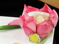 [ẢNH] Thưởng thức hương vị độc đáo của những món ngon làm từ sen