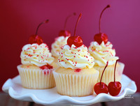 [ẢNH] Chuyện gì sẽ xảy ra với cơ thể nếu bạn ăn quá nhiều đồ ngọt?