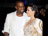 [ẢNH] Nhìn lại 8 năm bên nhau của vợ chồng ứng viên Tổng thống Mỹ Kanye West và Kim Kardashian