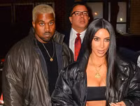 [ẢNH] Nhìn lại 8 năm bên nhau của vợ chồng ứng viên Tổng thống Mỹ Kanye West và Kim Kardashian