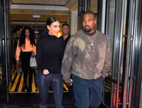[ẢNH] Nhìn lại 8 năm bên nhau của vợ chồng ứng viên Tổng thống Mỹ Kanye West và Kim Kardashian