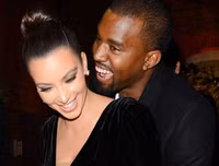 [ẢNH] Nhìn lại 8 năm bên nhau của vợ chồng ứng viên Tổng thống Mỹ Kanye West và Kim Kardashian
