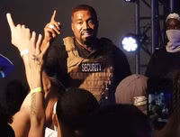 [ẢNH] Nhìn lại 8 năm bên nhau của vợ chồng ứng viên Tổng thống Mỹ Kanye West và Kim Kardashian