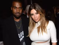 [ẢNH] Nhìn lại 8 năm bên nhau của vợ chồng ứng viên Tổng thống Mỹ Kanye West và Kim Kardashian