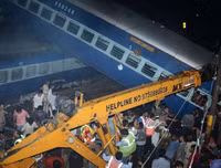 [ẢNH] Những vụ tai nạn đường sắt thảm khốc trên thế giới