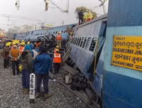 [ẢNH] Những vụ tai nạn đường sắt thảm khốc trên thế giới