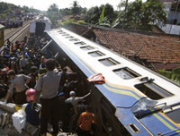 [ẢNH] Những vụ tai nạn đường sắt thảm khốc trên thế giới