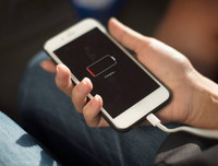 [ẢNH] Loạt thói quen tai hại khiến điện thoại di động nhanh xuống cấp