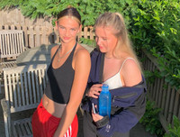 [ẢNH] Ngắm nhan sắc 2 bóng hồng bên cạnh 2 quý tử nhà Beckham