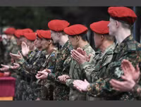 [ẢNH] Lính đặc nhiệm Nga rèn luyện 