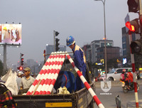 [ẢNH] Phần đường Láng không dành cho xe máy: Nhiều người bị 